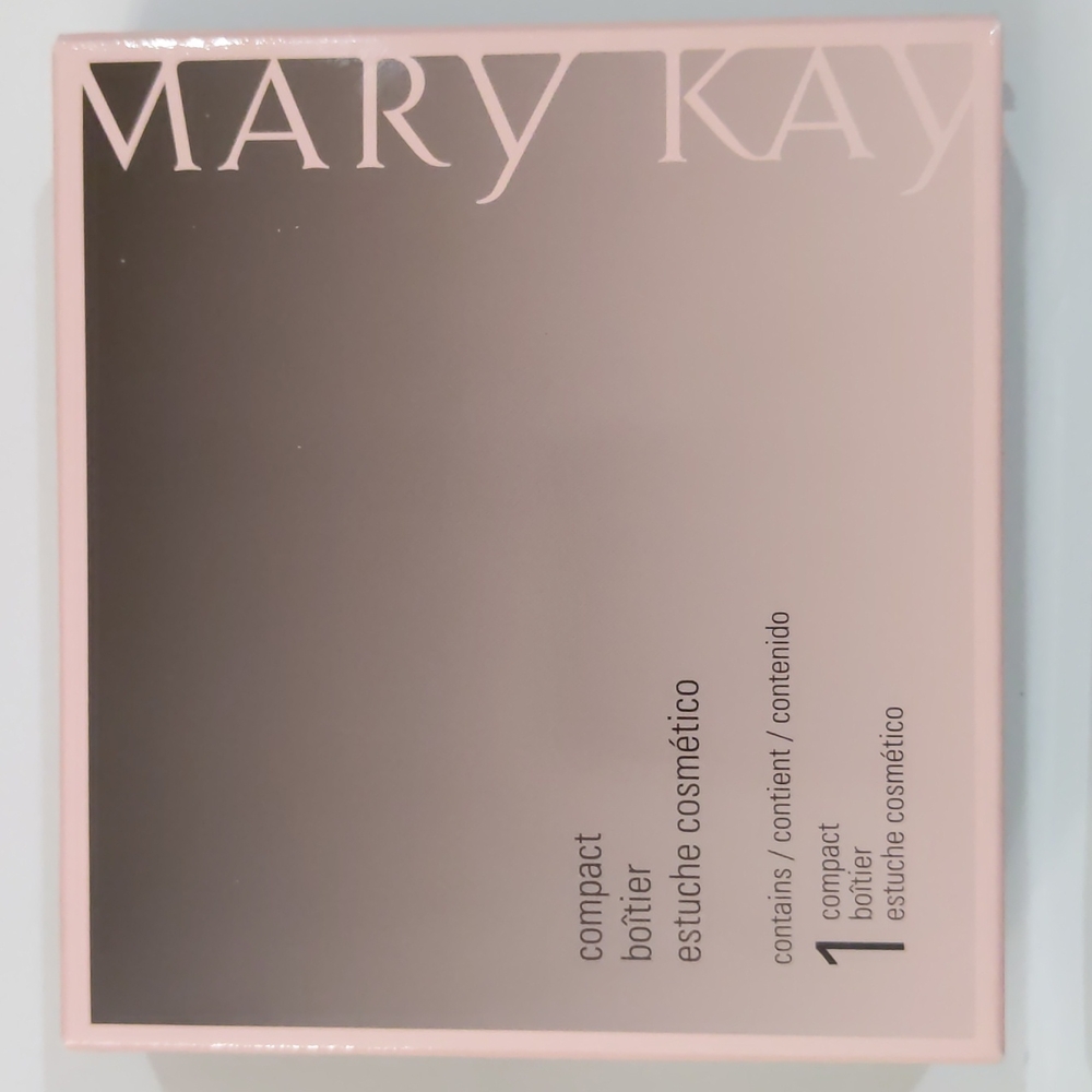 Mary Kay Compact, empty - Picture 7 of 7